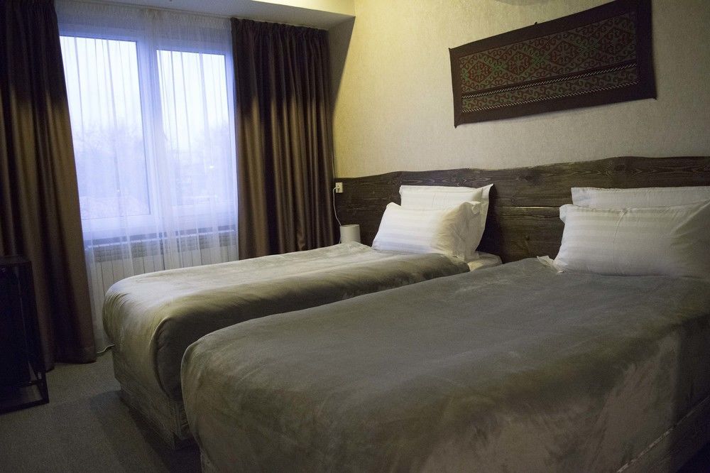 My Hotel Bishkek Bagian luar foto